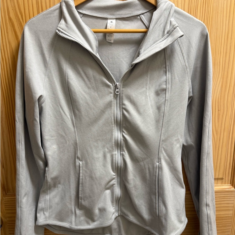 Yogalicious Lux Gray Zip up shirt coat sweater top Lg